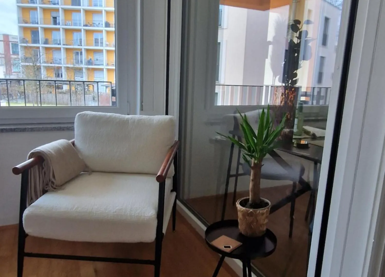 Ma Suite - Cozy Apartment 2P - Best Location - Private Parking Augsburg 0*,  Germany